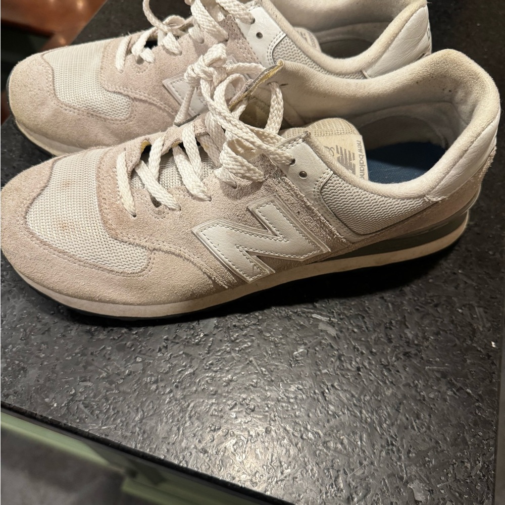 New Balance women’s 574 linen Cream Sneakers